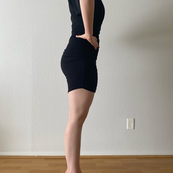 Dress - Picture 3 of 8